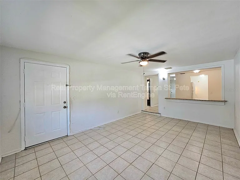 613 Lyndhurst St — Photo 3