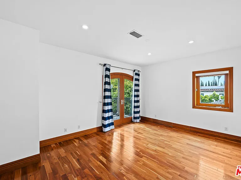 9033 Cresta Dr — Photo 34