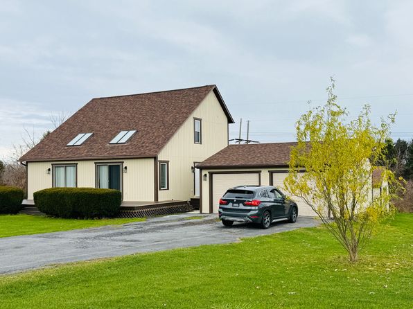 (undisclosed Address), Baldwinsville, NY 13027