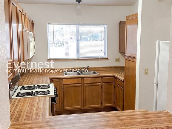 4th image of 9820 N Sun Vista Pl