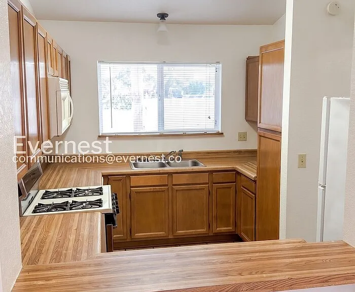 9820 N Sun Vista Pl — Photo 4