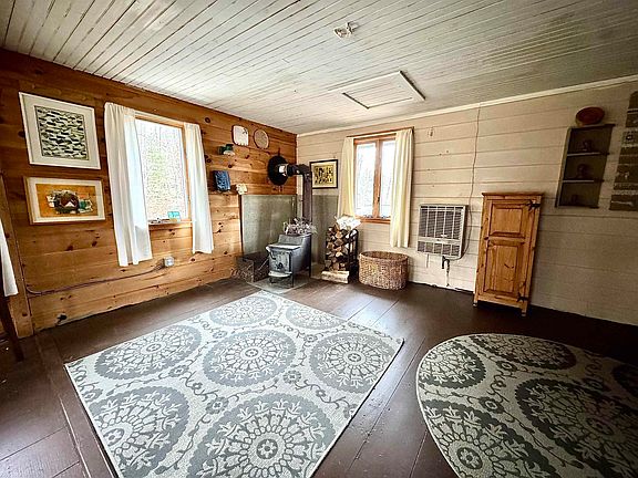 5th image of 253 Washburn Road