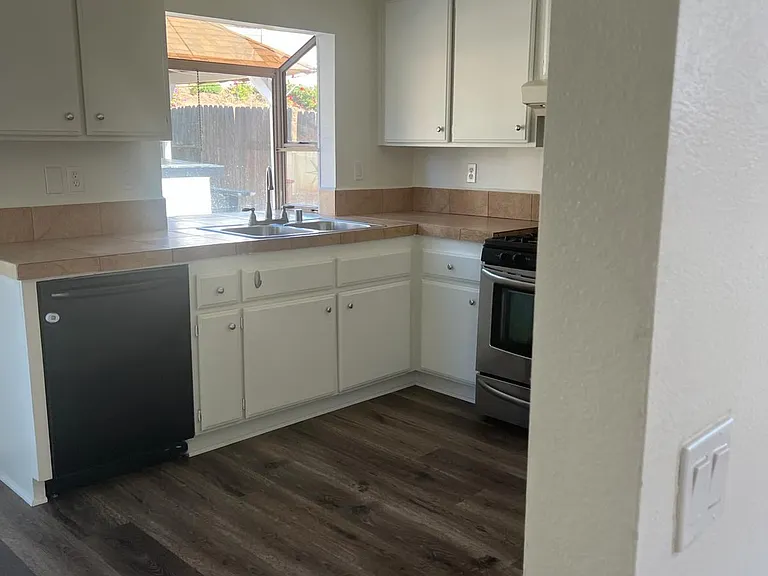36194 Vence Dr — Photo 20
