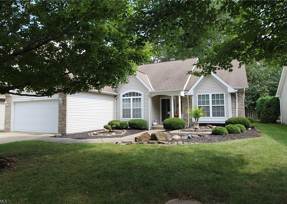 1st image of 16789 Darwin Pl