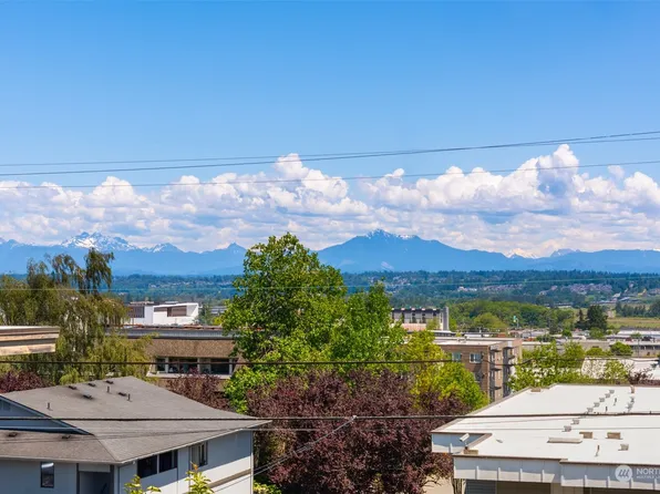 3329 Oakes Avenue, Everett, WA 98201