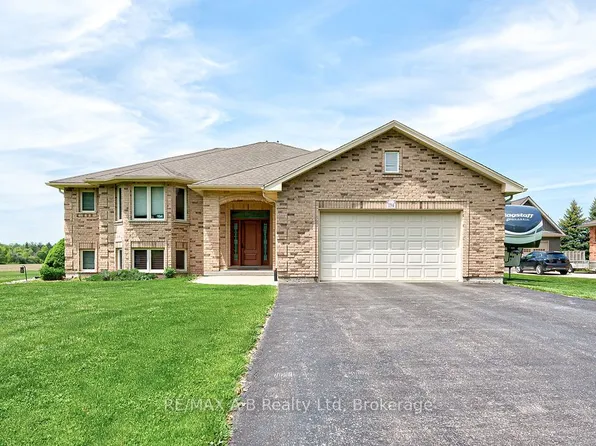 194 Station Rd, Perth South, ON N0K 1X0