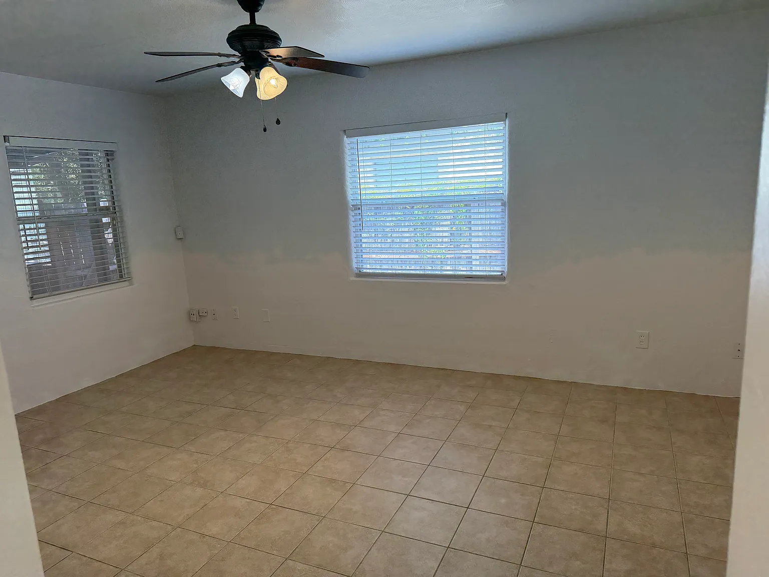 2 bed, 1379 sqft, $1,795 — Photo 3
