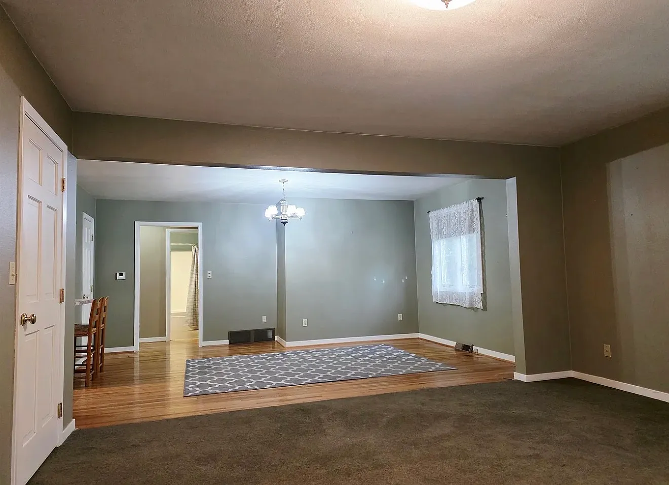 2 bed, 1409 sqft, $1,000 — Photo 4