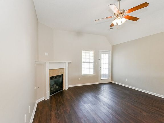 5th image of 7345 Green Ash Dr