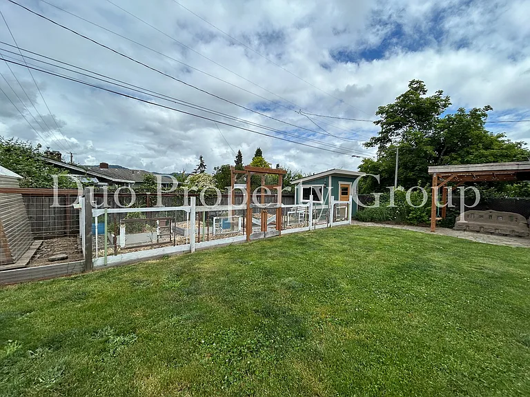 1390 M St — Photo 25