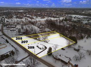 209 Clark Station Rd, Fisherville, KY 40023