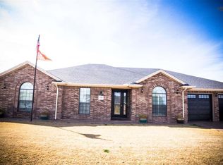 1404 S Lincoln Dr, Artesia, NM 88210