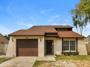 2825 Cedaridge Dr, Tampa, FL 33618