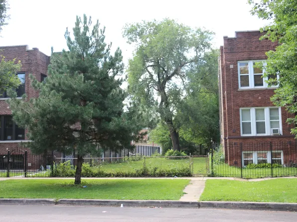 3027 W Fulton St, Chicago, IL 60612