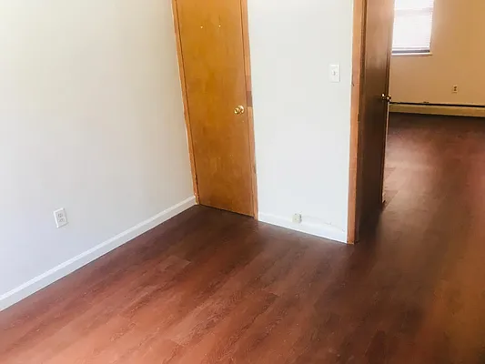 Rented by City Connections Realty | media 9