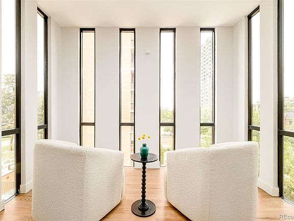5th image of 1111 Race Street #4B