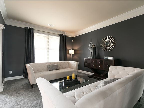 5th image of 2201 Everleigh Dr