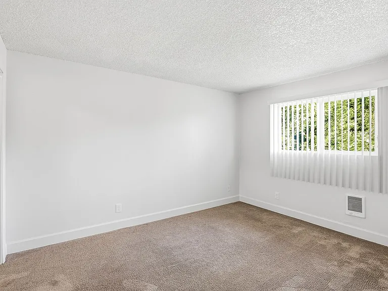 Timber Ridge Apartments — Photo 7