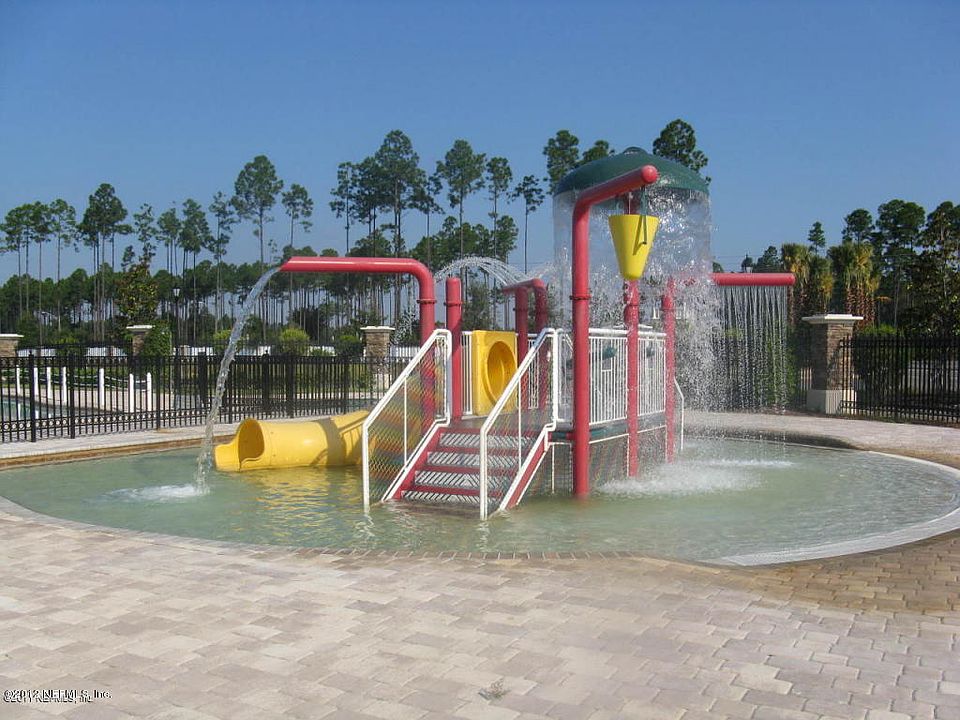 2nd image of 95046 Periwinkle Pl