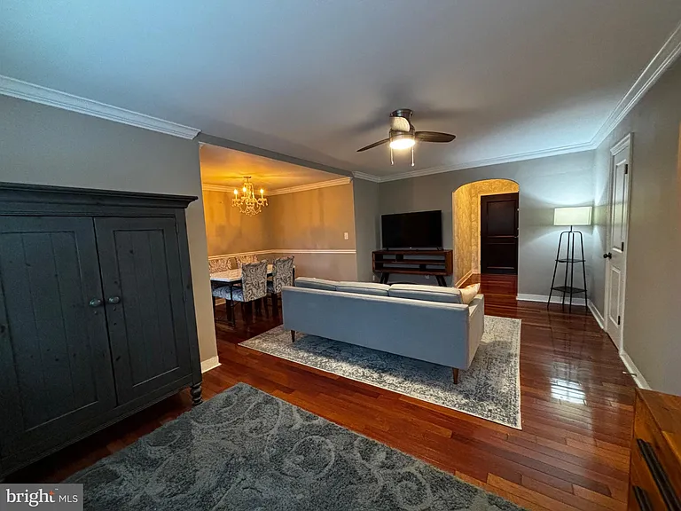 820 S Washington St #226 — Photo 8
