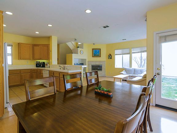 3rd image of 27718 Amber Way