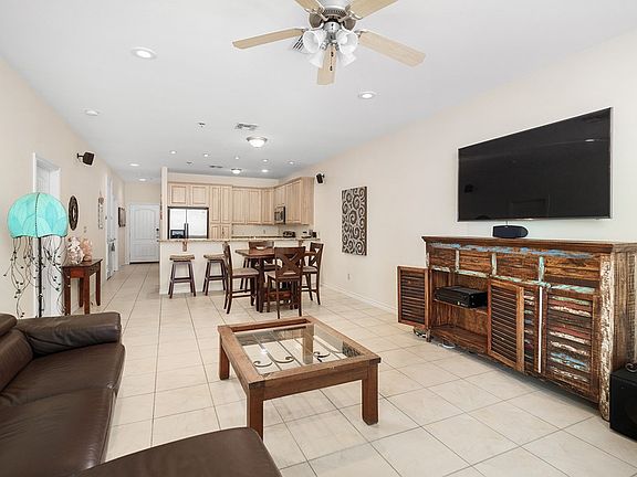 5th image of 301 Houston St #1102