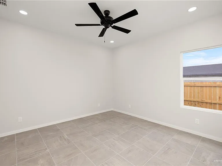 2501 Hilltop Ave #2 — Photo 14