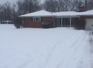 9272 Hillview Dr NE, Warren, OH