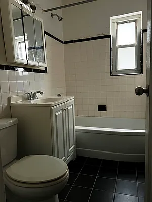 Rented by Prime Realty | media 12