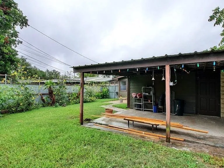 1400 Larkwood Dr — Photo 45