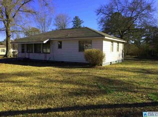 1615 Pleasant Valley Dr, Pell City, AL 35125