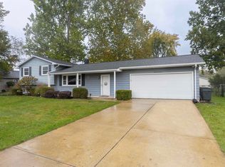 1411 Cambridge Dr, South Bend, IN