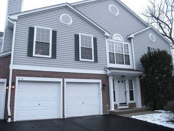 1st image of 913 Ann Arbor Ln