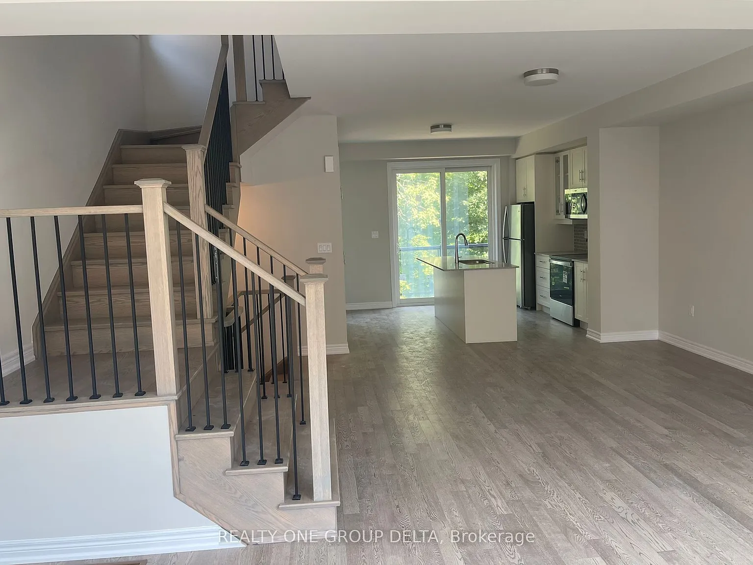 4 bed, $3,450 — Photo 3