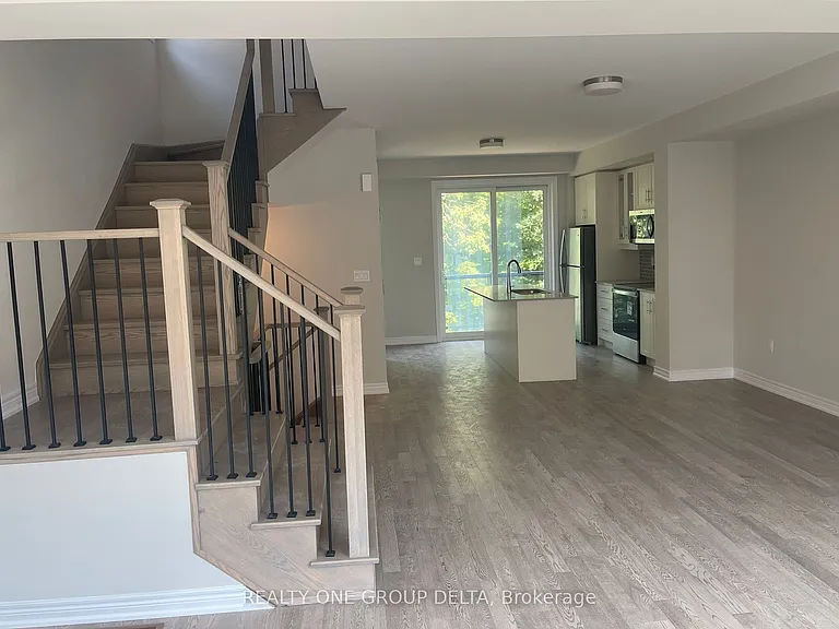 57 Folcroft St — Photo 3