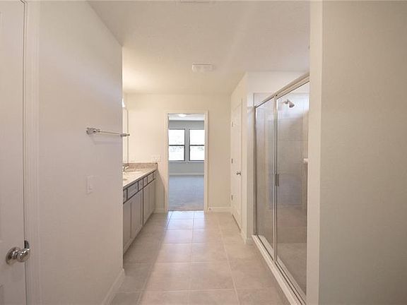 4th image of 1873 Cayman Cove Cir