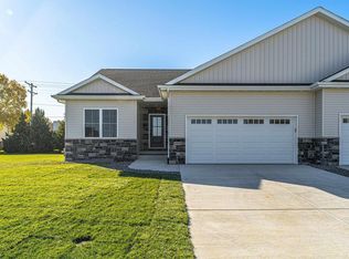 3300 Carnegie Dr, Springfield, IL 62711