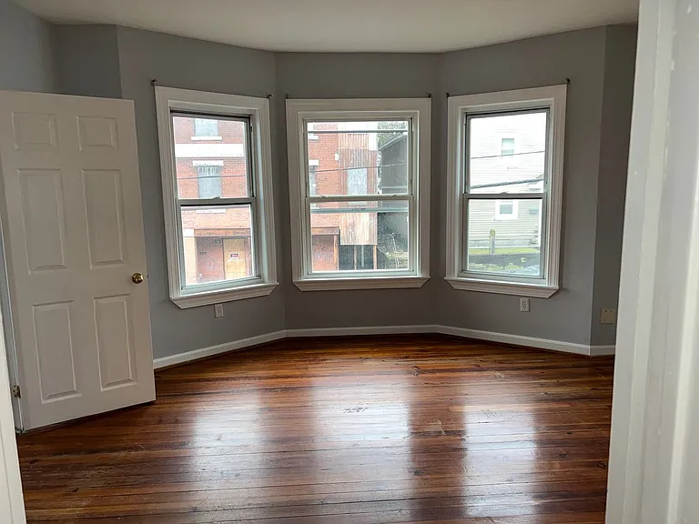 19-27 Granite St — Photo 6