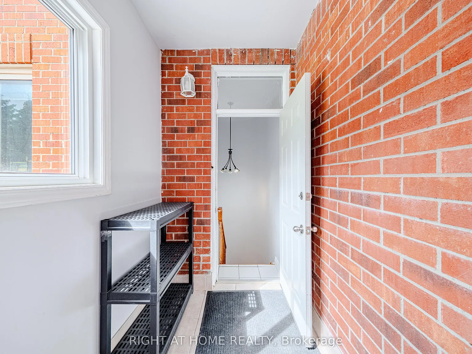 1 bed, $2,000 — Photo 4