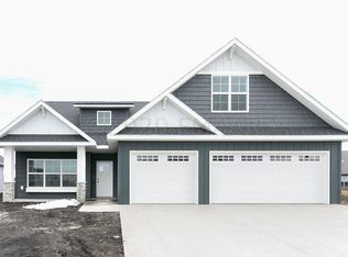 4893 Bluebell Loop S, Fargo, ND 58104