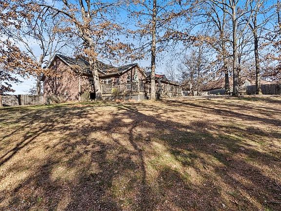 4th image of 15 Sutherland Ln