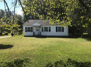 1711 E 9th St, Hopkinsville, KY 42240