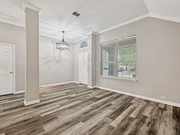 2nd image of 220 Parakeet Dr