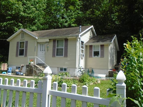 2nd image of 3454 Sagamore Ave
