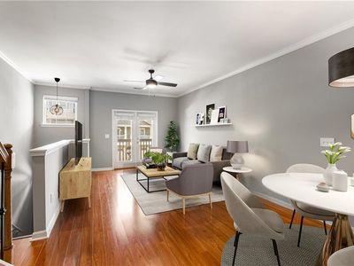 2015 Liberty Ct NW, Atlanta, GA, 30318