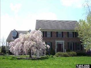 1130 Laurel Dr, York, PA 17404