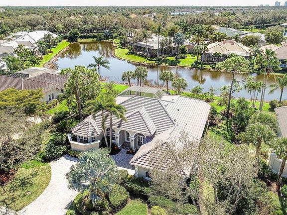 3rd image of 23640 Waterside Dr