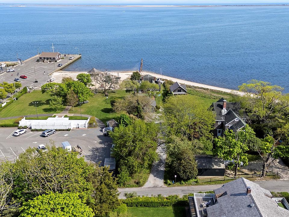 1st image of 4 Shore Road