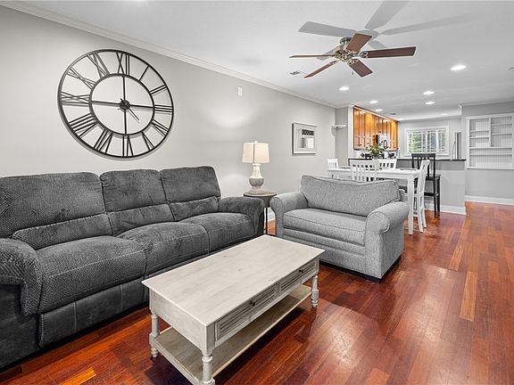 4th image of 201 Sloan St Unit 106