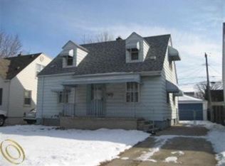 3505 Woodside Dr, Dearborn, MI 48124